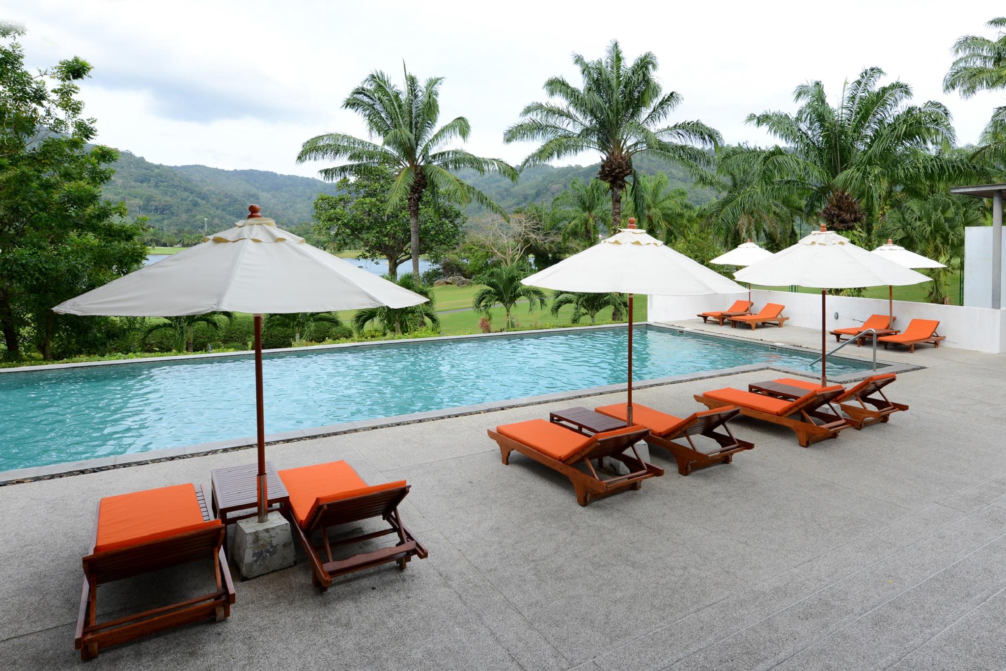 Tinidee Golf Resort Phuket - SHA Extra Plus Kathu Exterior foto